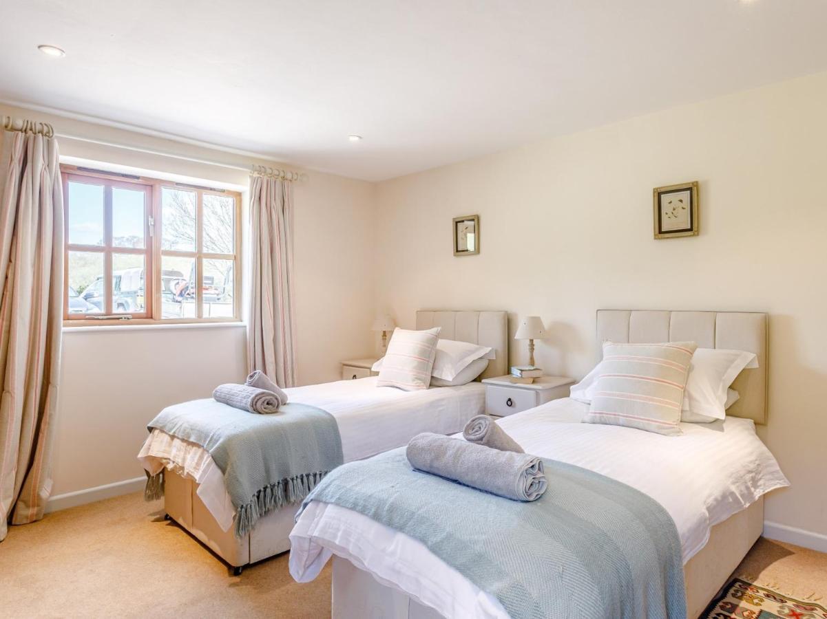 2 Bed In Dorchester 75243 Frampton  Екстер'єр фото